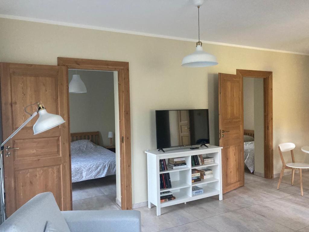 Luci Juras Apartamenti 2 Roja Luaran gambar